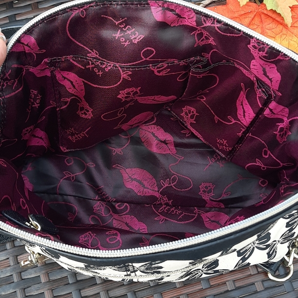 Betsey Johnson purse - Picture 11 of 14